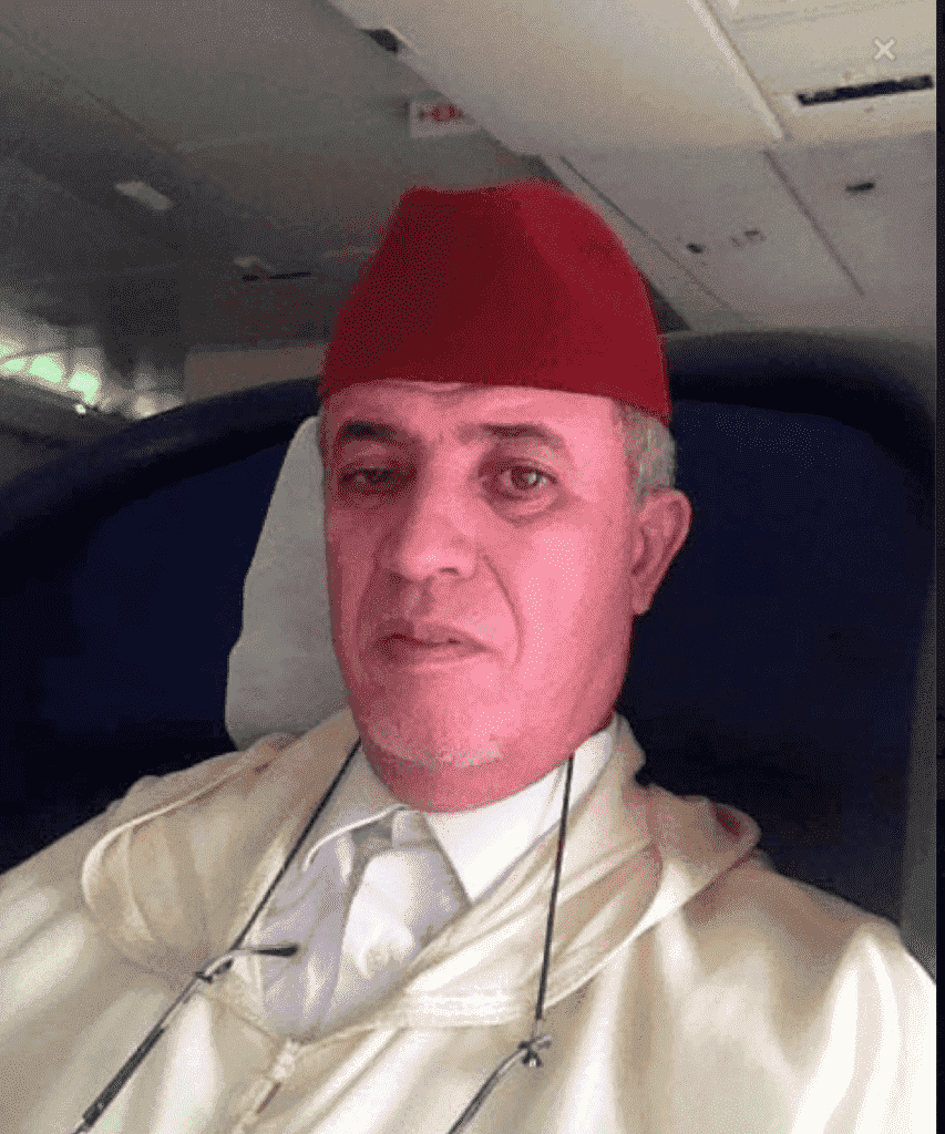 مؤدن المجد الذي مات