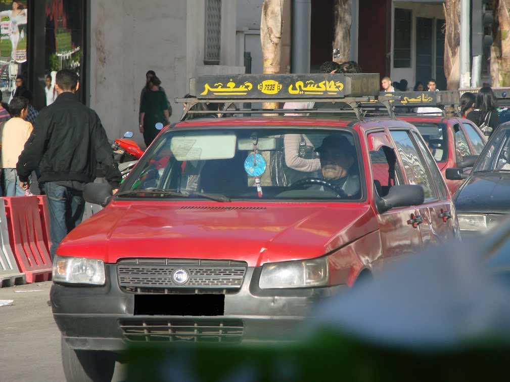 طاكسي من الحجم الصغير بالدار البيضاء