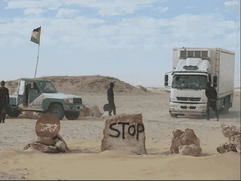 المركز الحدودي الكركارات جنوب مدينة الداخلة