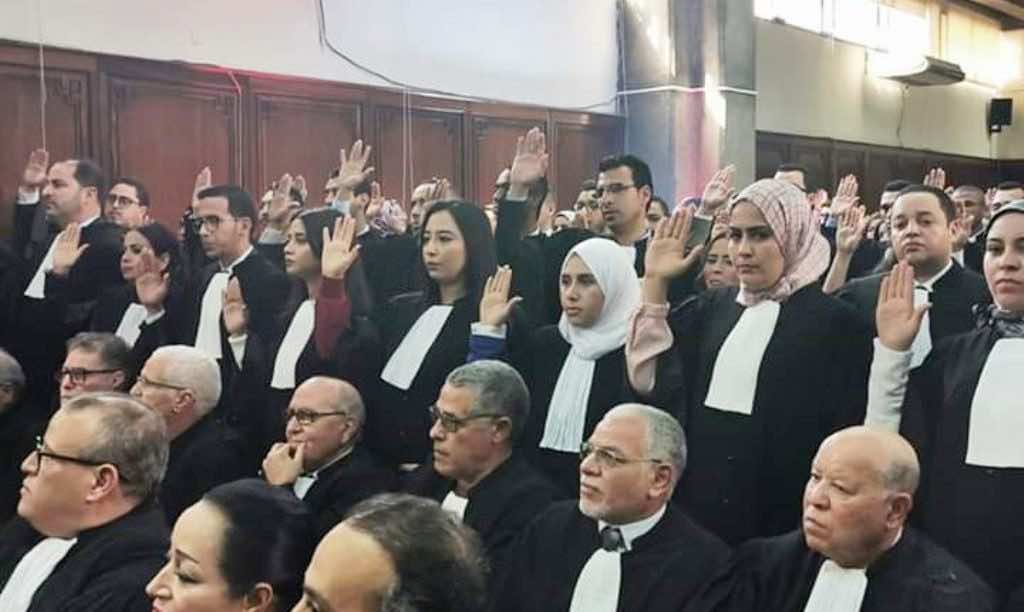 المحامون