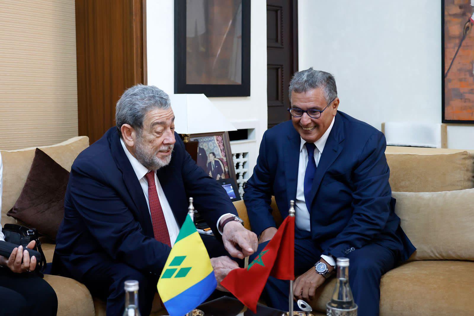 أخنوش يجري مباحثات مع الوزير الأول لسان فانسون وغرونادين