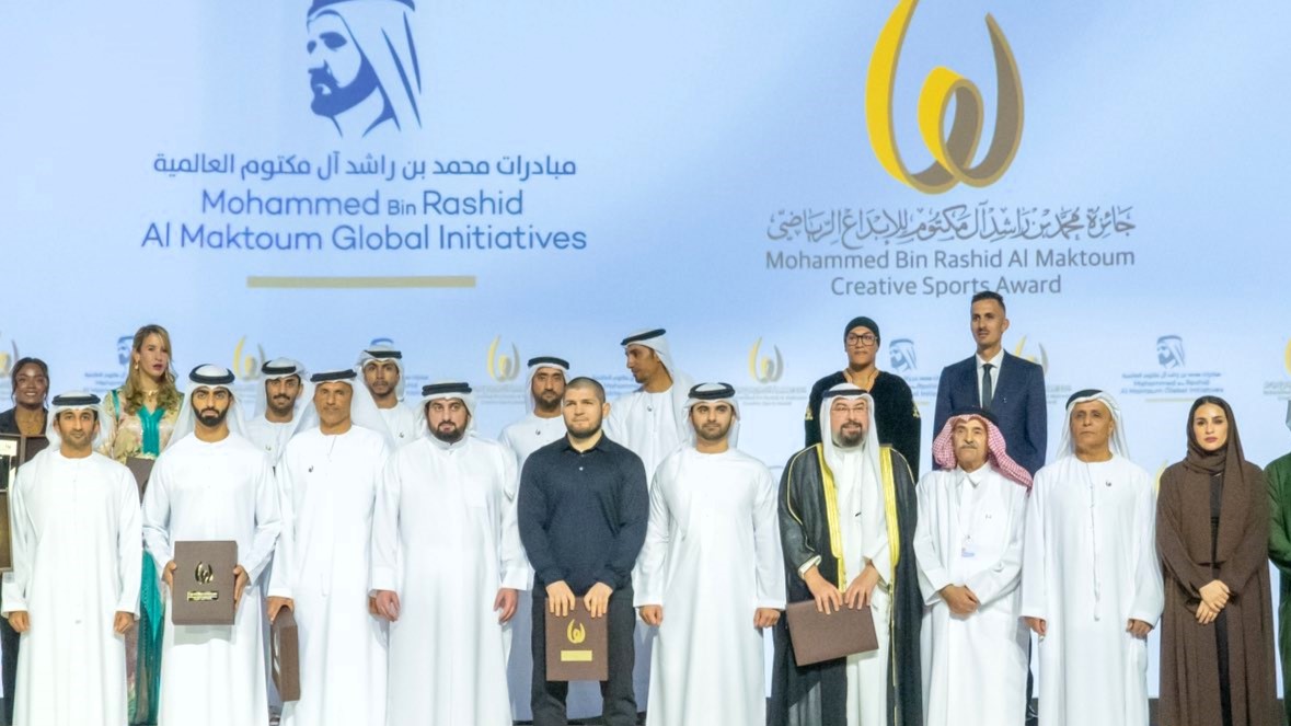 على رأسهم الكربوبي والبقالي..مغاربة يُتوجون بجائزة الإبداع الرياضي بالإمارات