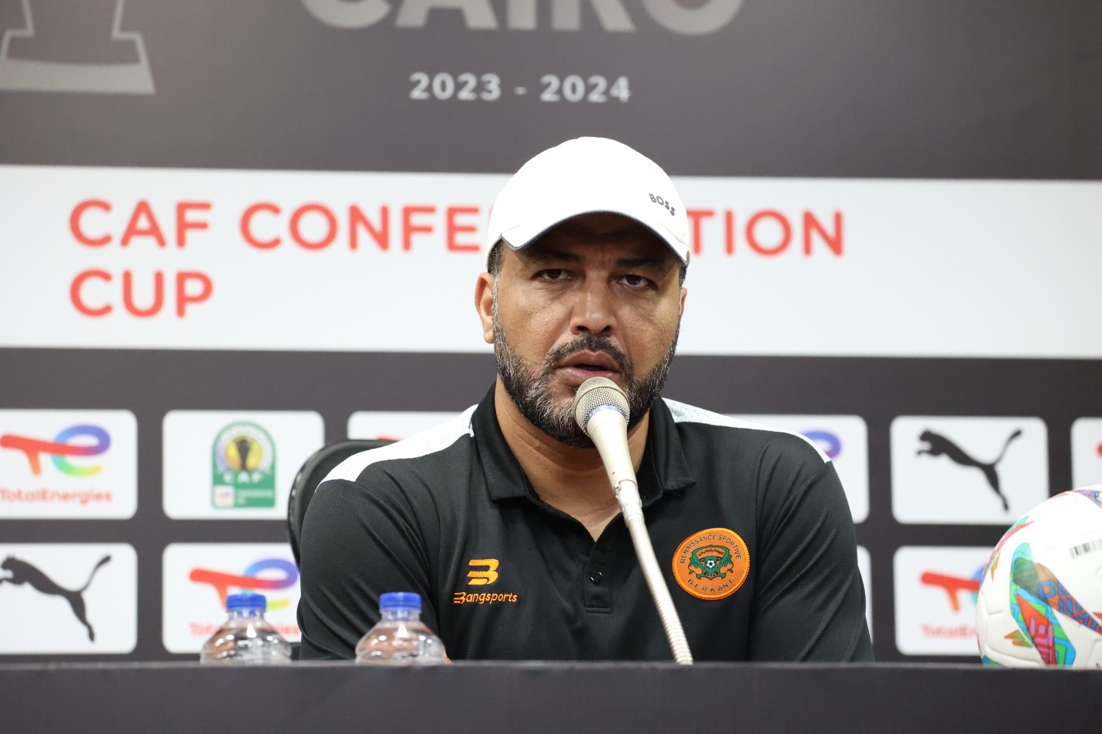 الشعباني يرد باحترافية على استفزازات مدرب الزمالك ويؤكد جاهزية لاعبي نهضة بركان