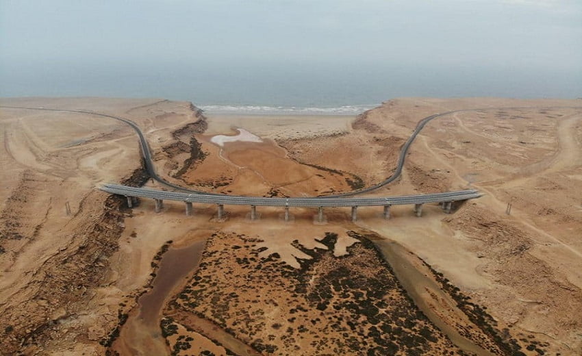 الربط الطرقي للأقاليم الجنوبية.. استثمار استراتيجي بأبعاد تنموية متعددة
