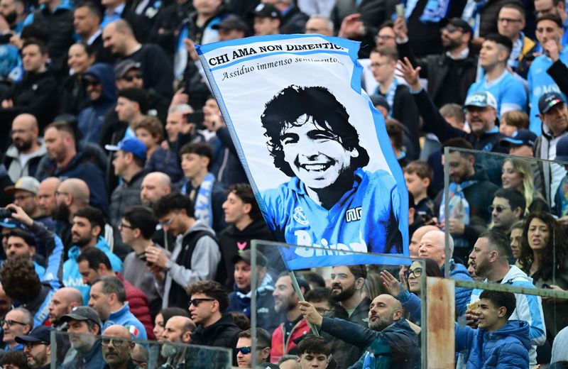 دييغو أرماندو مارادونا